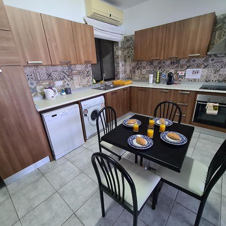 Spacious Seafront Apt Next To Sliema-Valeta Ferry المظهر الخارجي الصورة